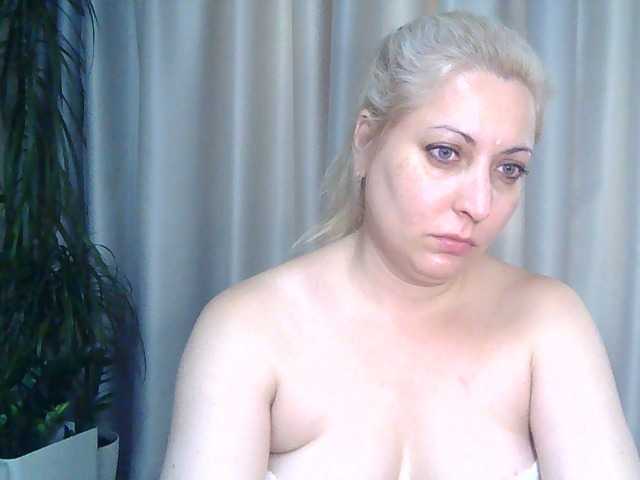 Live sex webcam photo for KickaIricka #275887138