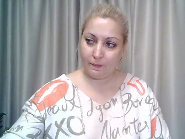 Live sex webcam photo for KickaIricka #276619818