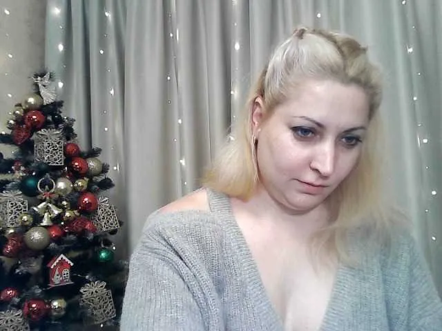 Live sex webcam photo for KickaIricka #276981811