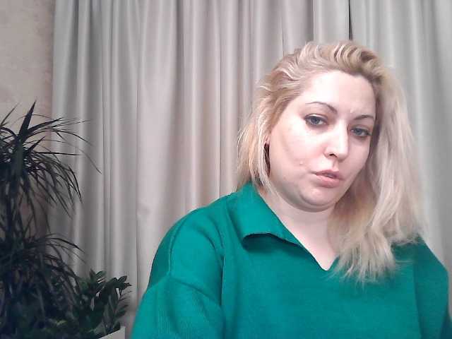 Live sex webcam photo for KickaIricka #277515842