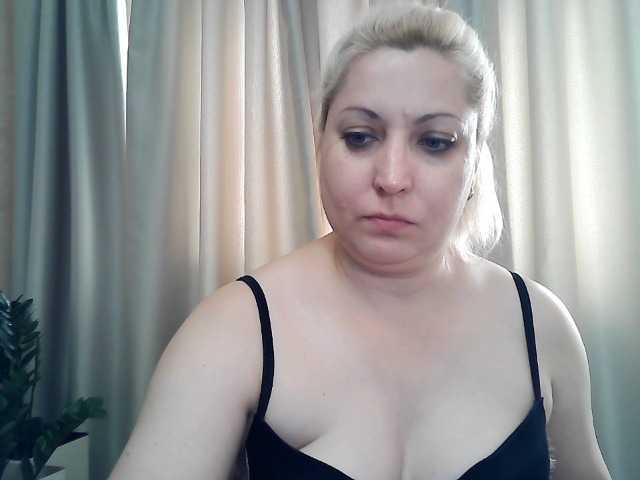 Live sex webcam photo for KickaIricka #287573079