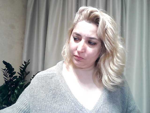 Live sex webcam photo for KickaIricka #290833224