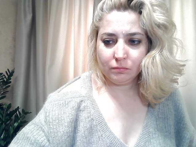 Live sex webcam photo for KickaIricka #290975984