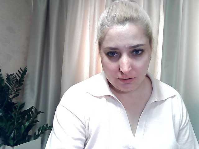 Live sex webcam photo for KickaIricka #290996012