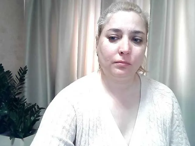 Live sex webcam photo for KickaIricka #291068584