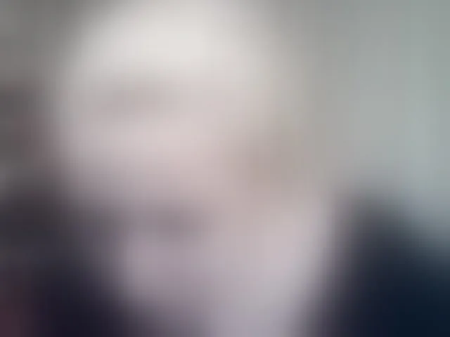 Live sex webcam photo for KickaIricka #292564137