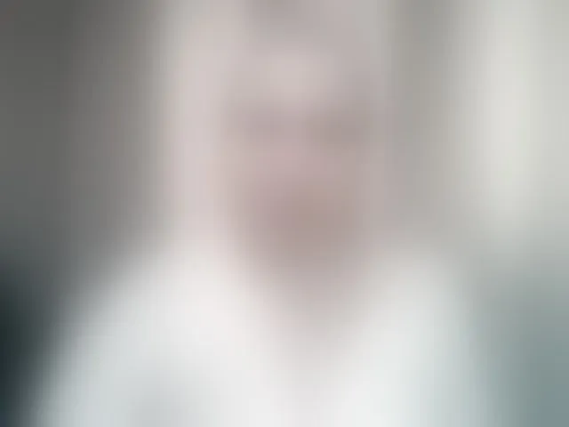 Live sex webcam photo for KickaIricka #293470545