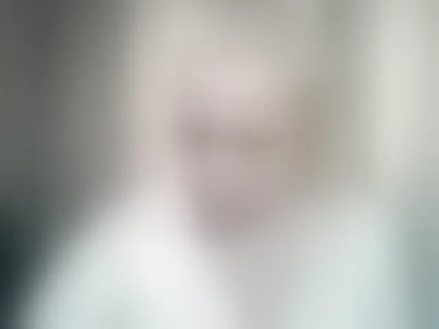 Live sex webcam photo for KickaIricka #293574078