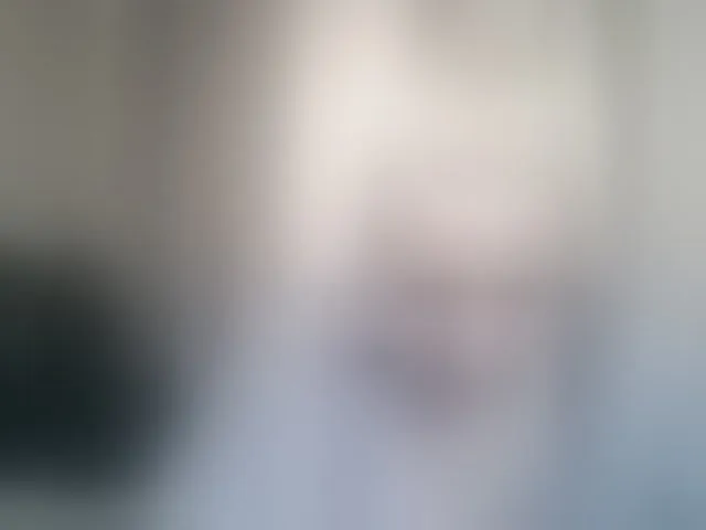 Live sex webcam photo for KickaIricka #293679055