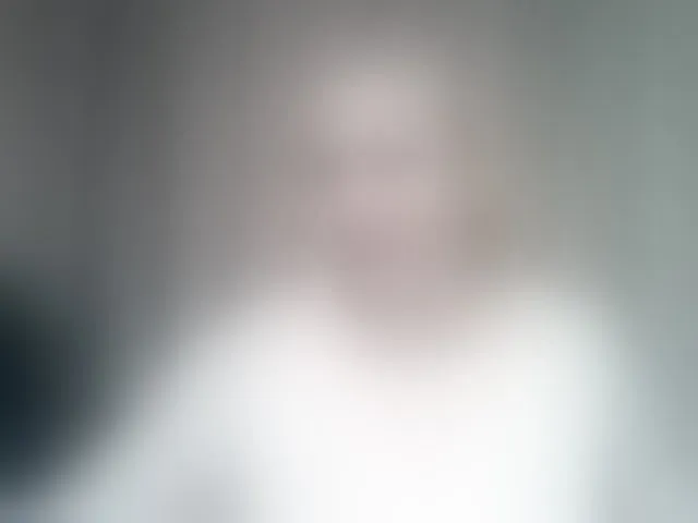Live sex webcam photo for KickaIricka #293709426