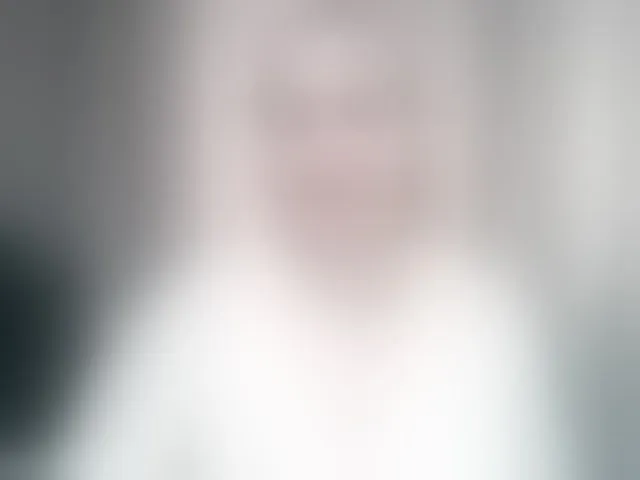 Live sex webcam photo for KickaIricka #293783373