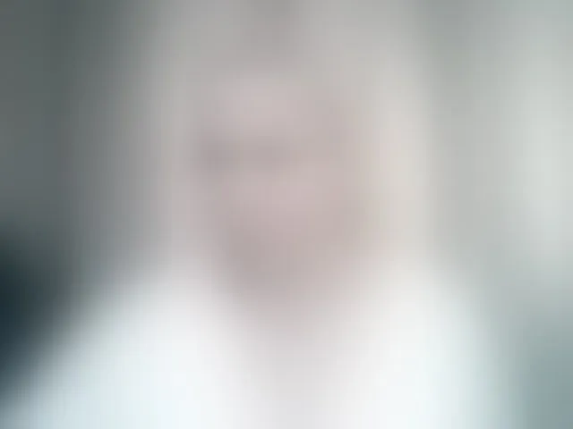 Live sex webcam photo for KickaIricka #293788977
