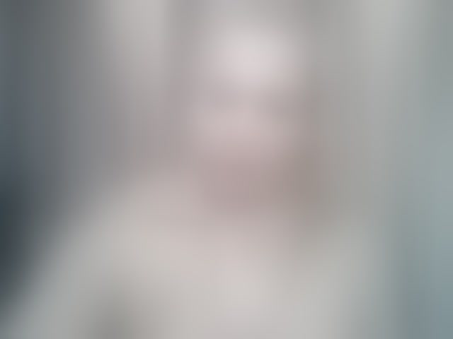 Live sex webcam photo for KickaIricka #294236290