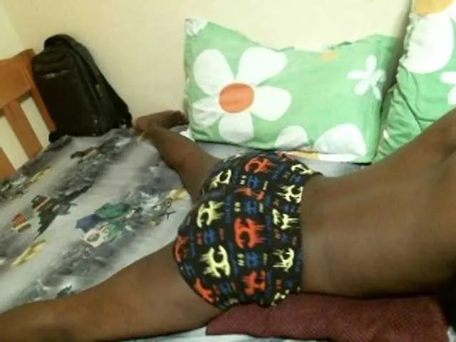 Live sex webcam photo for Kigali111 #288719417