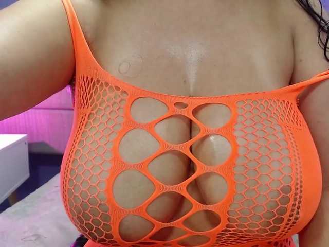 Live sex webcam photo for Kiiara-Sky #278148789