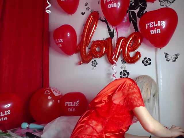 Live sex webcam photo for Kiira-7 #272420183