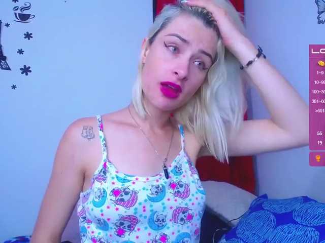 Live sex webcam photo for Kiira-7 #272950508