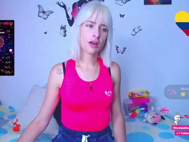 Live sex webcam photo for Kiira-7 #273881782