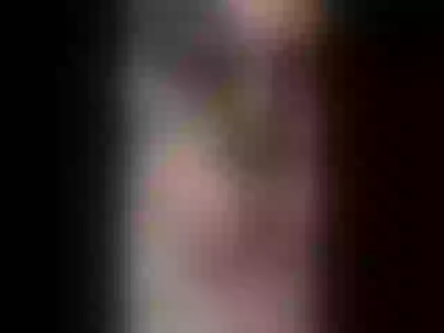 Live sex webcam photo for KikiMilf84 #291385006