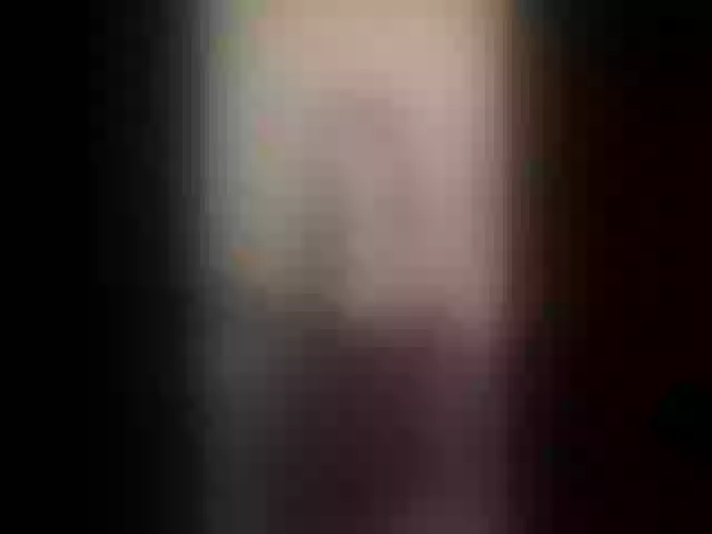 Live sex webcam photo for KikiMilf84 #292248030