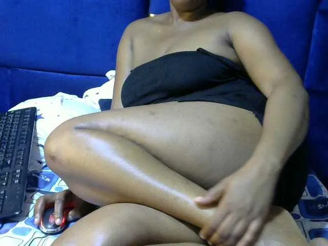Live sex webcam photo for Kikicaster #290653840