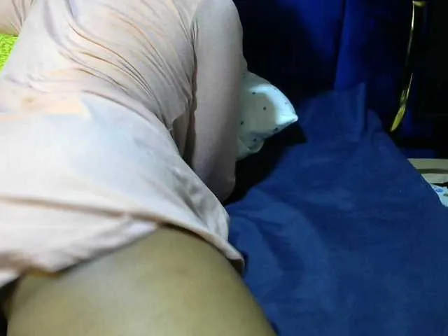 Live sex webcam photo for Kikicaster #290732823