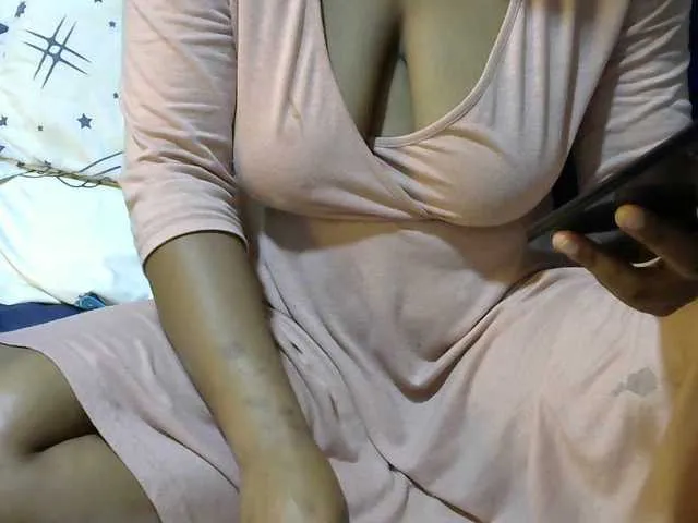 Live sex webcam photo for Kikicaster #290798885