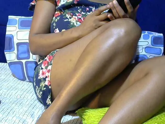 Live sex webcam photo for Kikicaster #290857405