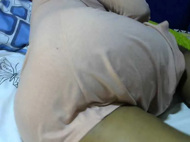 Live sex webcam photo for Kikicaster #290925410