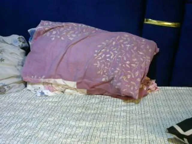 Live sex webcam photo for Kikicaster #291143095