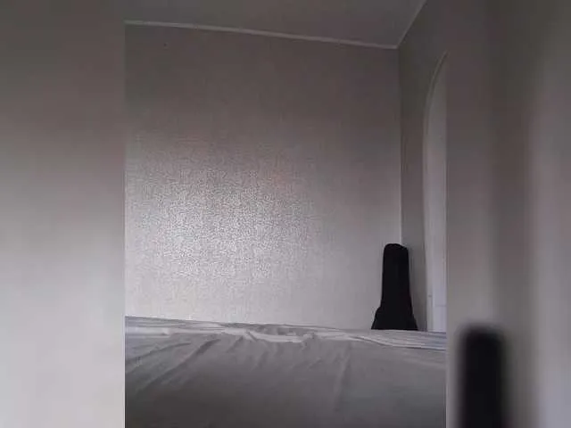 Live sex webcam photo for Kikki #291292886