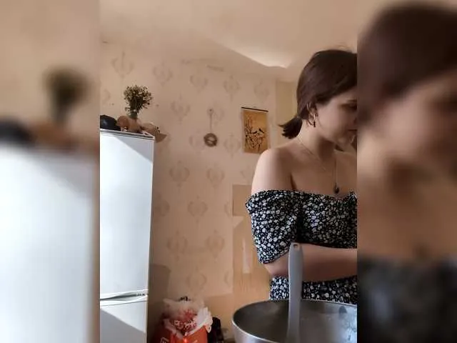 Live sex webcam photo for Kikki #291569712