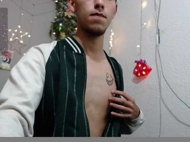 Live sex webcam photo for Kile-xxx #277193873