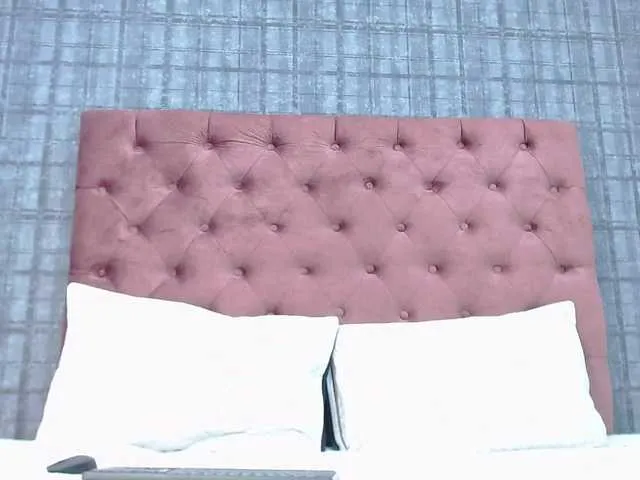 Live sex webcam photo for Kim-dolly #274581294