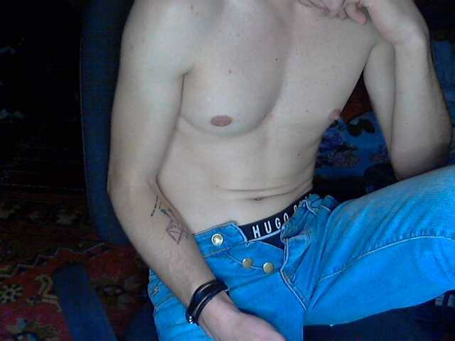 Live sex webcam photo for Kim4ik-1 #276867842