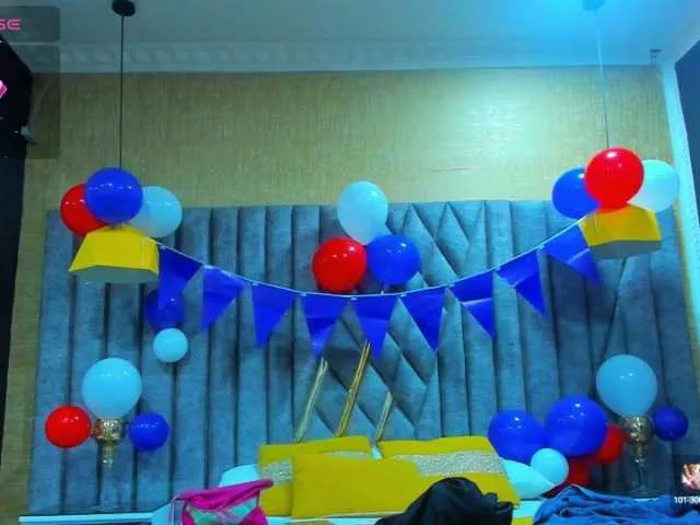 Live sex webcam photo for KimCossey #278244313