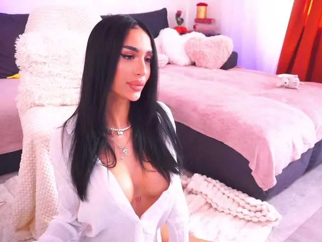 Live sex webcam photo for KimNaty #292800661