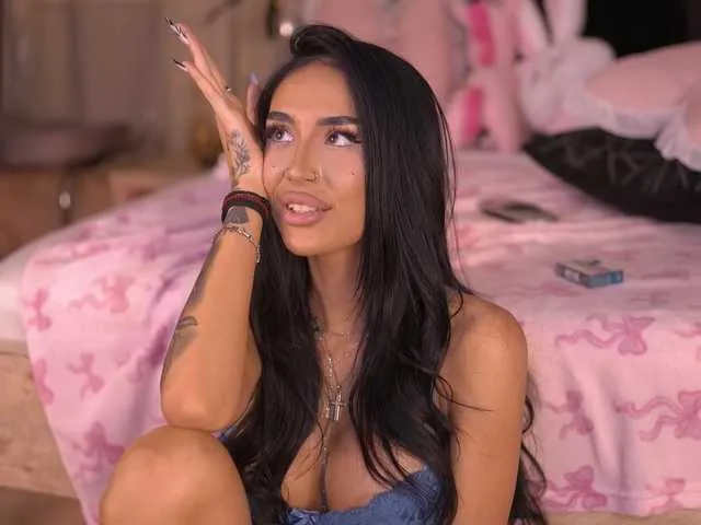 Live sex webcam photo for KimNaty #294221016