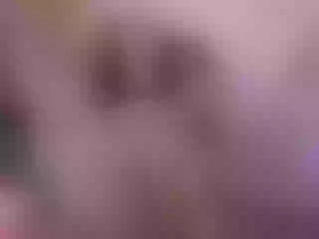 Live sex webcam photo for KimSeliinn #277407822