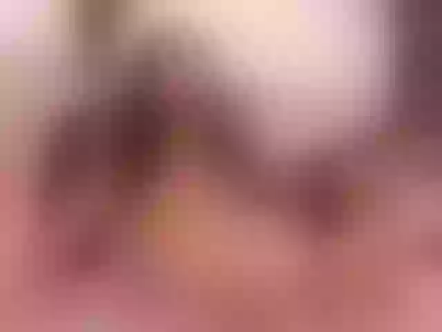 Live sex webcam photo for KimSeliinn #284154808