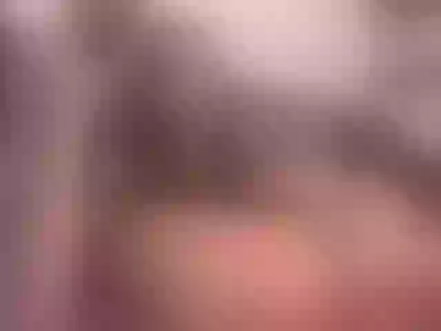 Live sex webcam photo for KimSeliinn #289300877