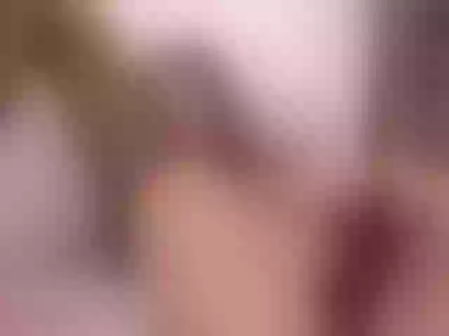 Live sex webcam photo for KimSeliinn #289332429