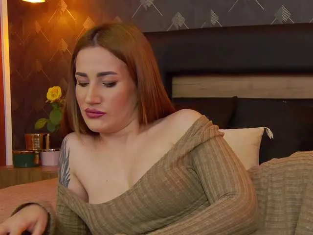 Live sex webcam photo for KimSkye #278030524