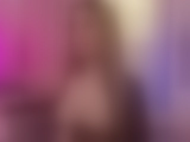 Live sex webcam photo for KimSkyex #291090694