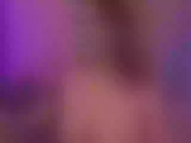 Live sex webcam photo for KimSkyex #291207808