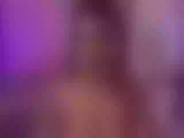 Live sex webcam photo for KimSkyex #291294215