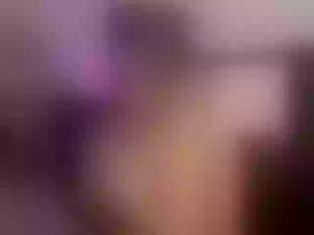 Live sex webcam photo for KimSkyex #291947598