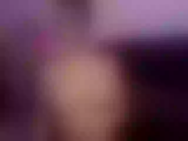 Live sex webcam photo for KimSkyex #292076516