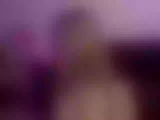 Live sex webcam photo for KimSkyex #292130331