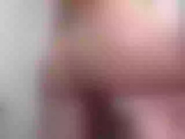 Live sex webcam photo for KimberlyBowie #276893890